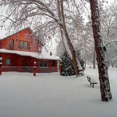 S' Centro - Park Apartments Кралево Экстерьер фото