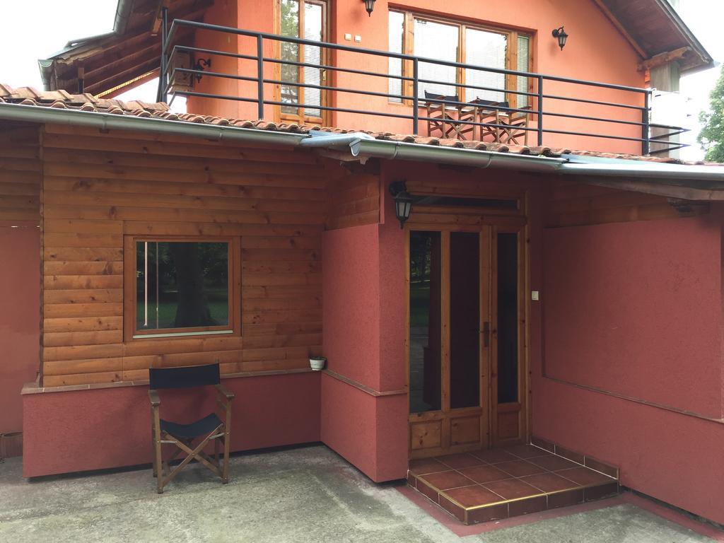 S' Centro - Park Apartments Кралево Экстерьер фото